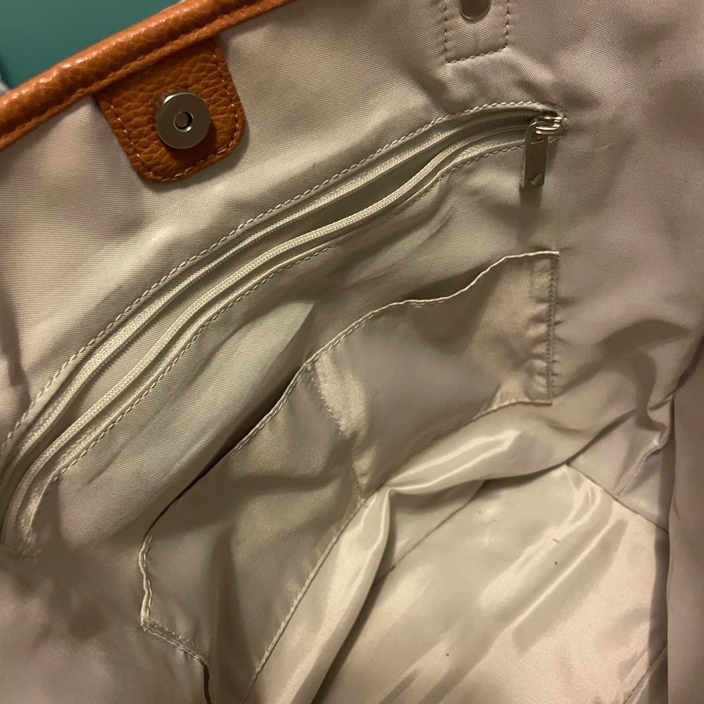 Thirty One Colorblock Tote - Picture 2 of 6